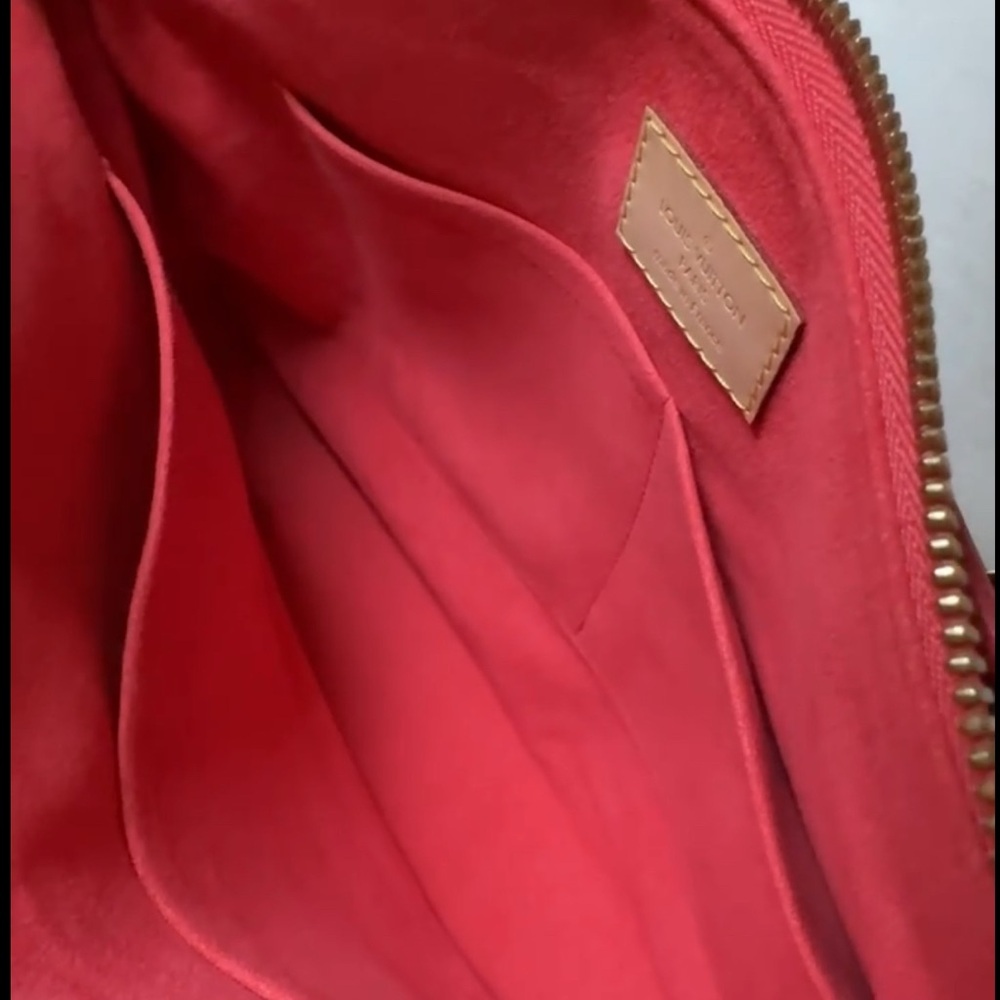 Pre owned Louis Vuitton Pallas MM in almost new condition. from own collection - Picture 9 of 9